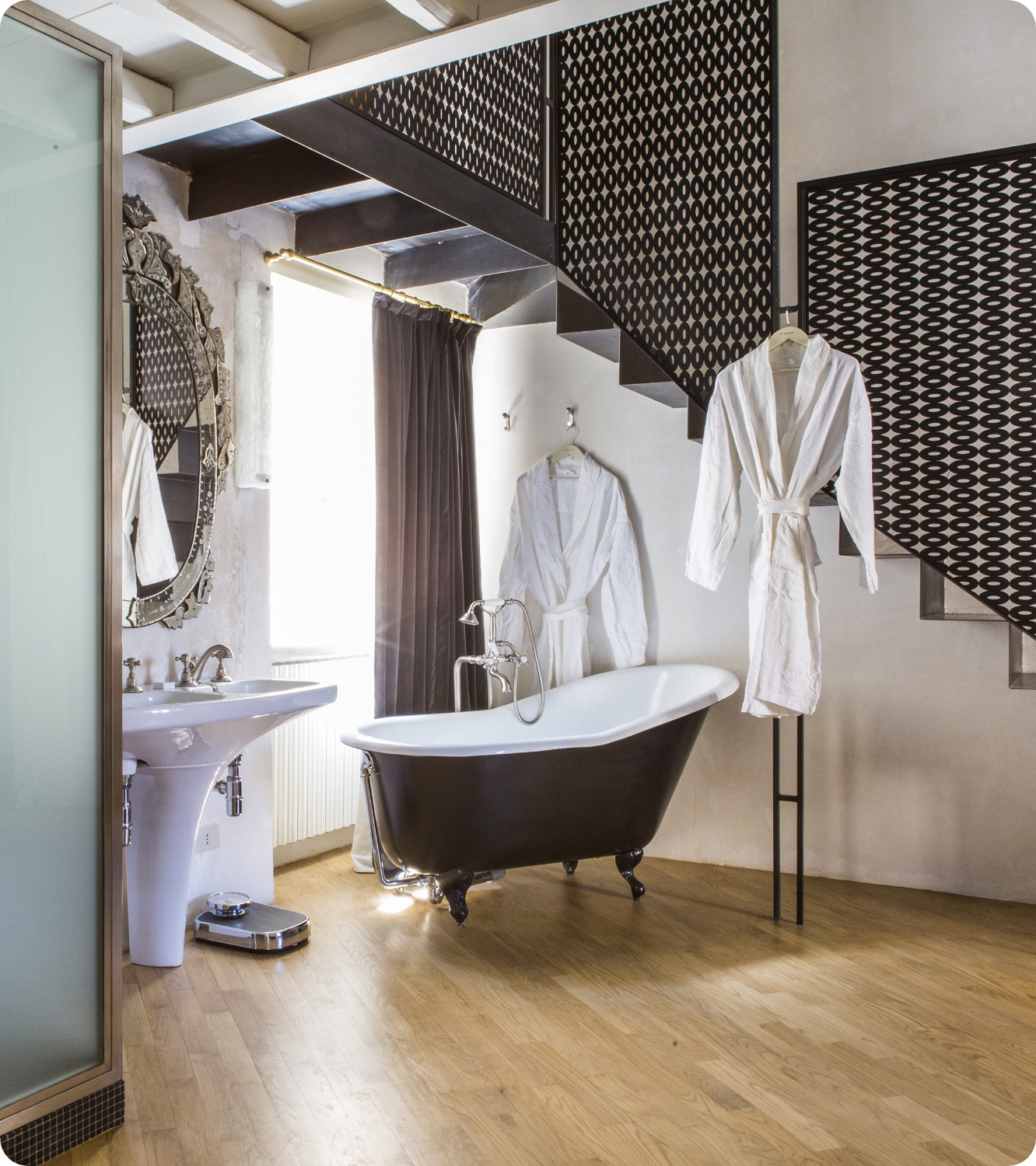Pasquino Suite Plus Living Room